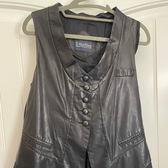 ‘S MaxMara black leather vest tank button down size 8 - Picture 3 of 8